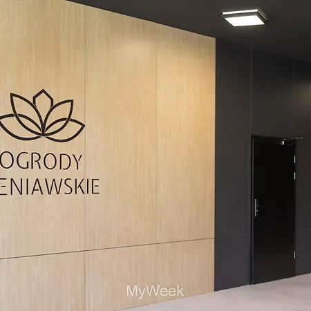 Mietowy, Ogrody Pieniawskie, Myweek